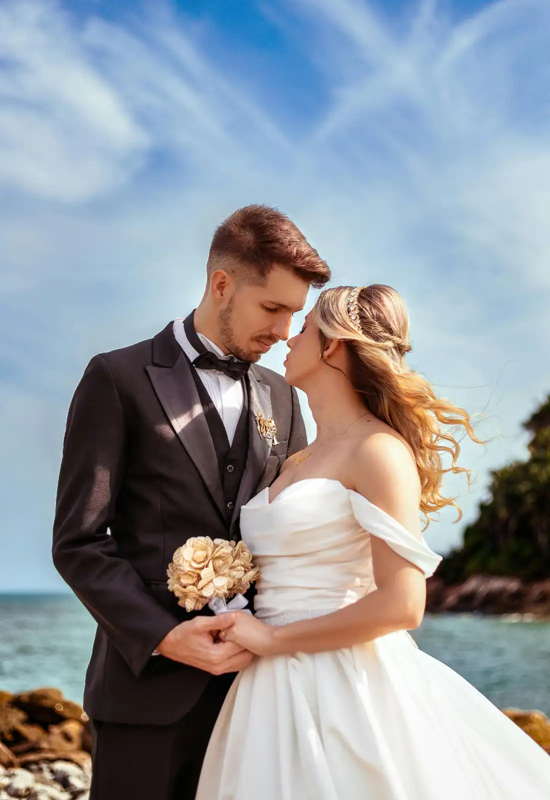 Editorial bride and groom wedding portrait in DC, VA & MD Wedding Photographer & Cinema | Adore Moments